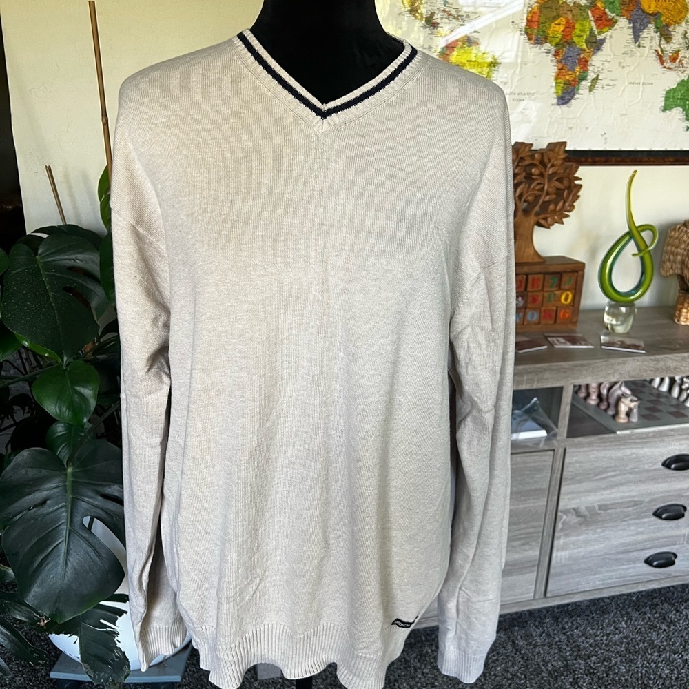 American Eagle Outfitters V-Neck Sweater - Light Beige